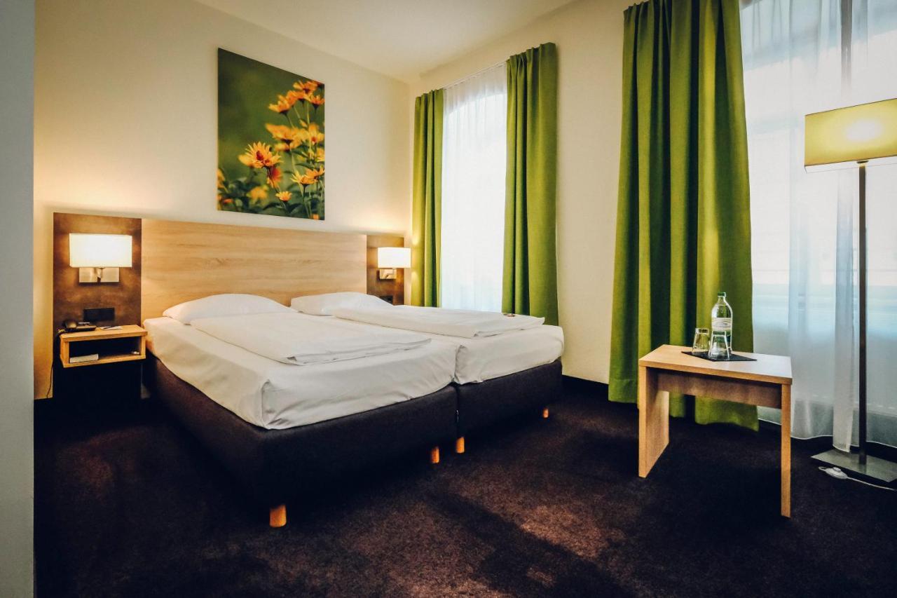 באמברג Hotel Europa מראה חיצוני תמונה